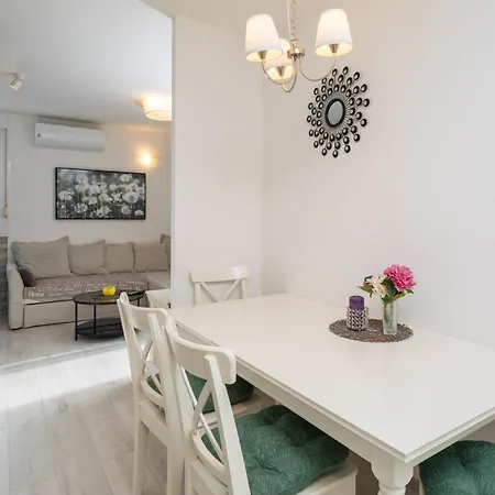 Apartmán Nest *